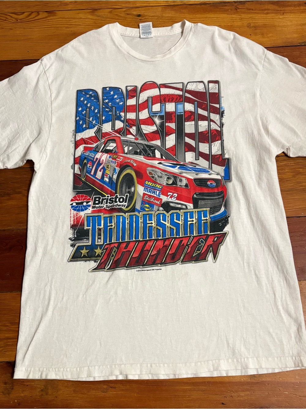 Bristol Motor Speedway Tennessee Thunder Graphic Tee - White XL